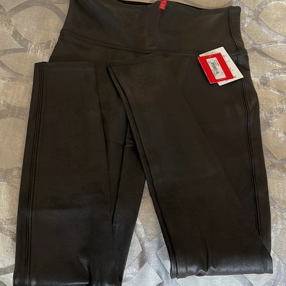 NWT-SPANX faux leather leggings